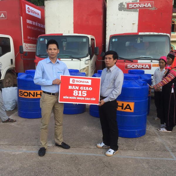 Sơn Hà là nhà cung cấp hơn 800 bồn chứa nước nhựa cho người dân nghèo tình Điện Biên